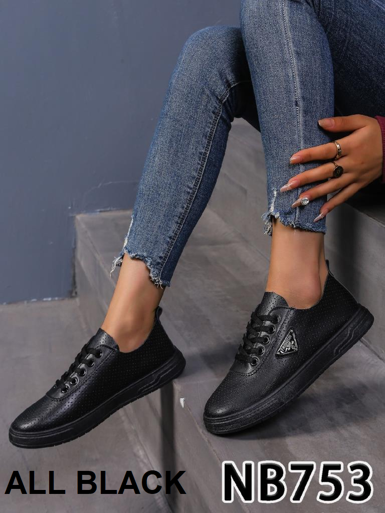 Trampki/Tenisówki Roz 36-41 / 12 par